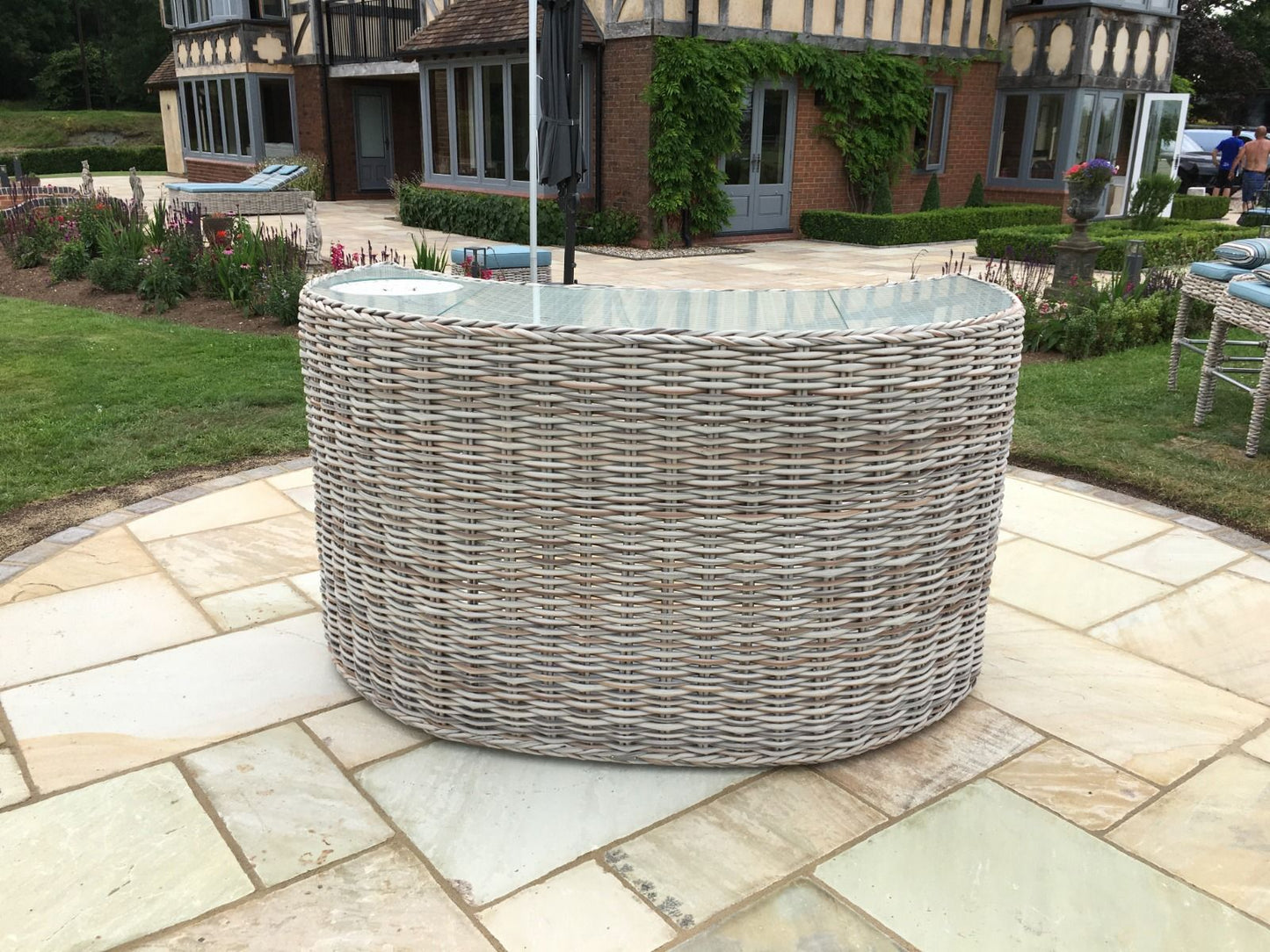 Fiji Rattan Curved Bar