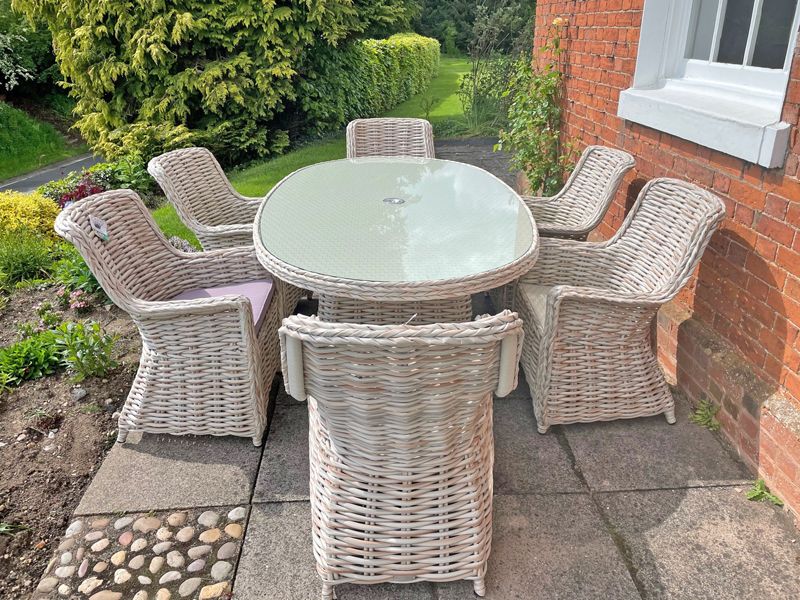 Fiji Rattan Oval Table