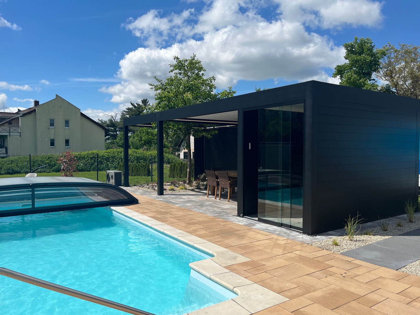 The Pinela Deluxe Plus Loured Roof Pergola