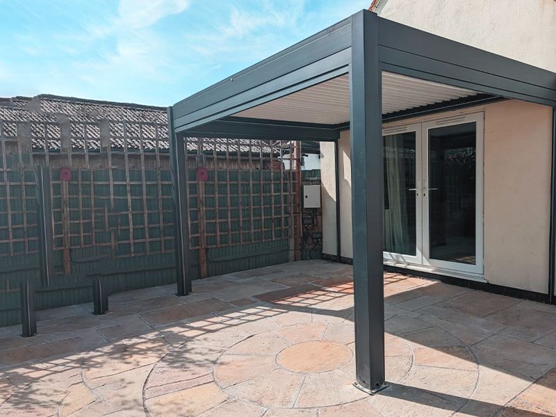 Orion - Wall Mounted 3m x 3m motorised louvre roof pergola
