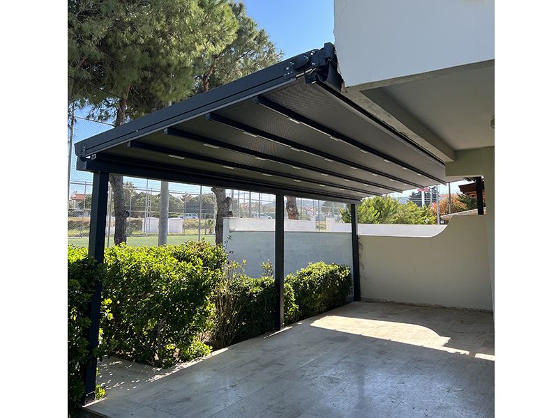 Vega Wall Mounted - 5m x 3.5m Electric Retractable Awning